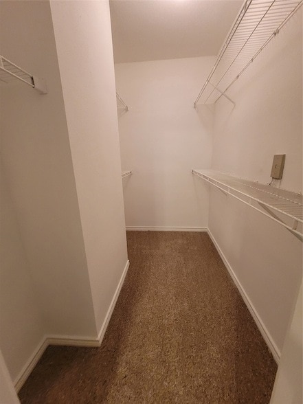 Building Photo - 1919 Post Oak Park Dr