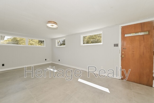 Building Photo - 1409 Audena Ln SW