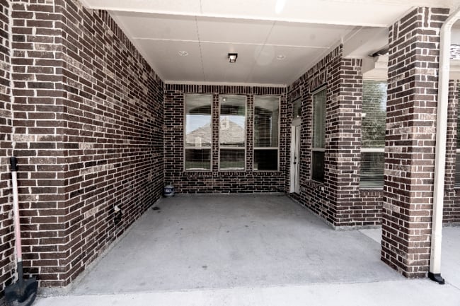 Building Photo - 13966 Clusterberry Dr