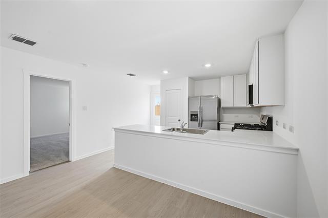 Building Photo - 3928 Pontchartrain Pkwy