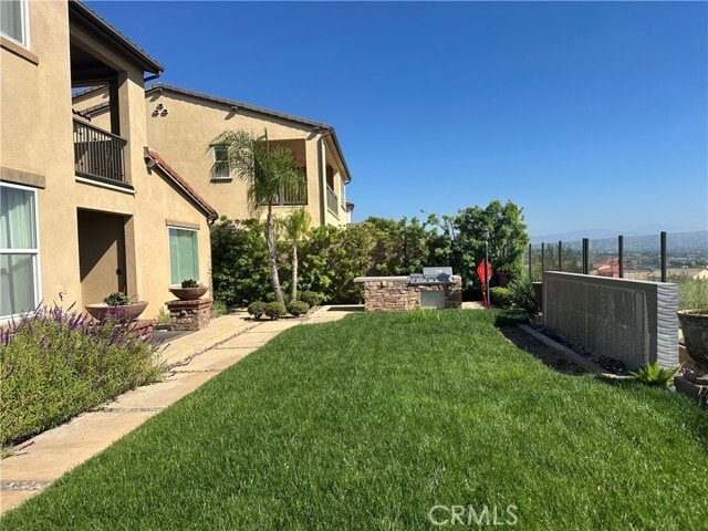 Building Photo - 2584 E Temblor Ranch Dr