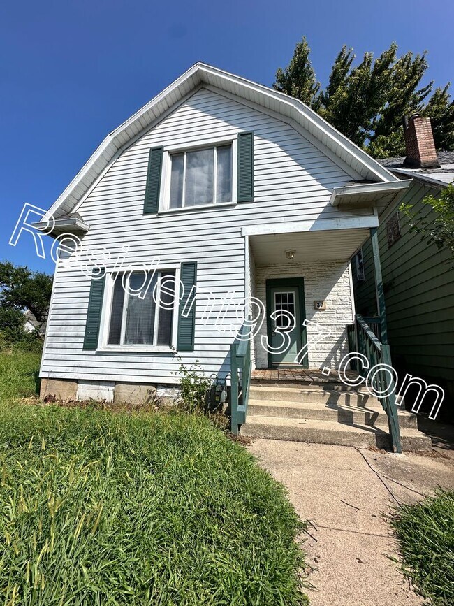 Primary Photo - 2 Bed 2 Bath home