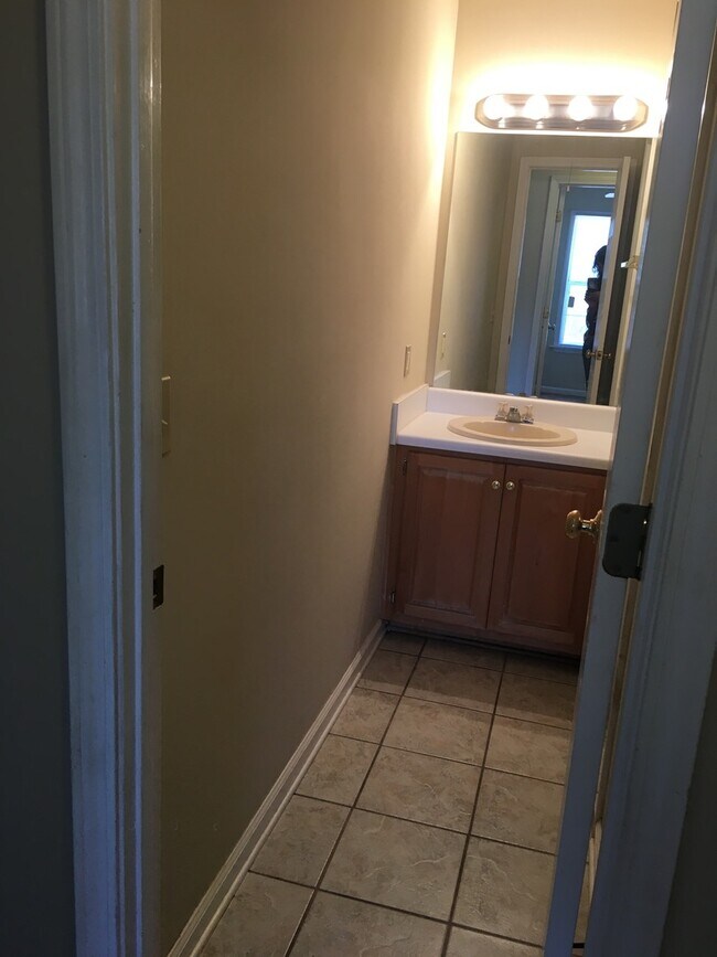 Building Photo - Three Bedroom on Veterans Available This F...