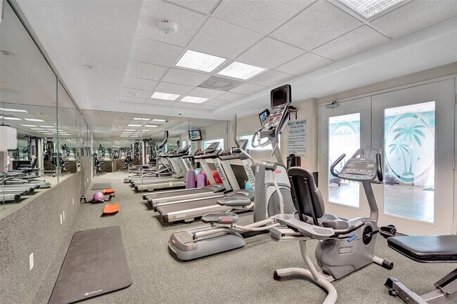 Building Photo - 133 N Pompano Beach Blvd