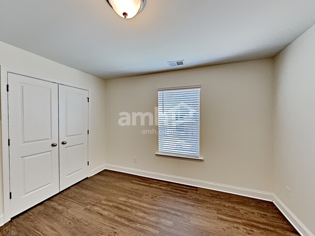 Building Photo - 179 Makenna Dr