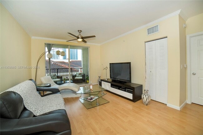 Building Photo - 17150 N Bay Rd