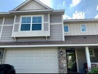 Building Photo - 3453 Chestnut Ln