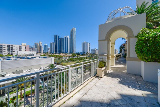 Building Photo - 250 Sunny Isles Blvd