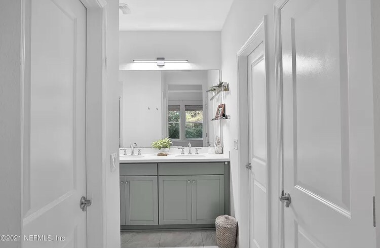 Building Photo - 326 Vista Lake Cir