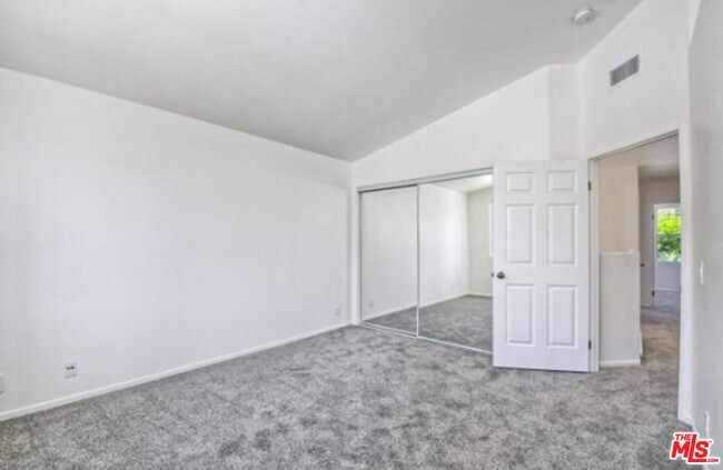 Building Photo - 1817 Calypso Dr