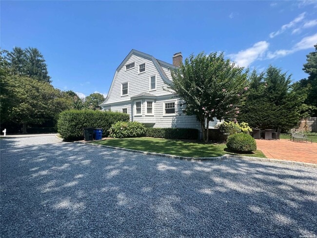 Building Photo - 36 Midland St