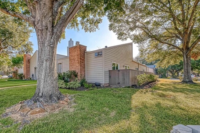 Building Photo - 1502 Prairie Grove Dr