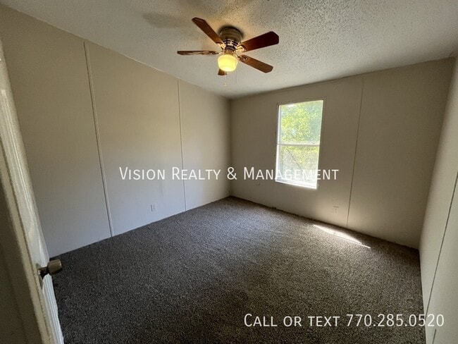 Building Photo - 137 Park W Ct