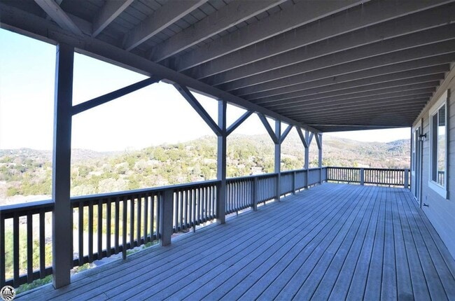 Building Photo - Gorgeous Views from the Morning Star Subdi...
