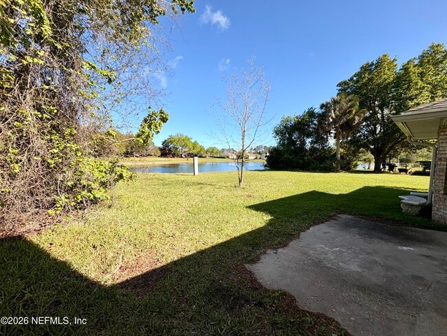 Building Photo - 15677 Moss Hollow Dr