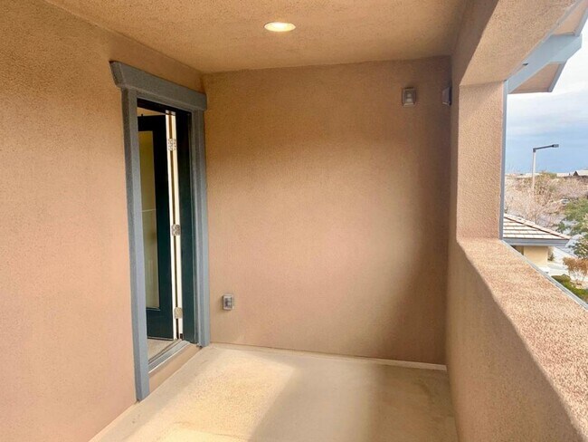 Building Photo - 10598 Tranquil Glade St