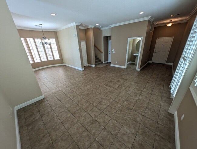 Building Photo - 9149 Tudor Park Pl