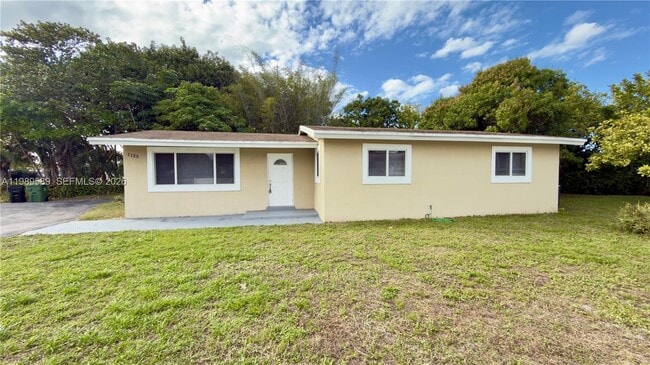 Building Photo - 1125 NW 16th Ct