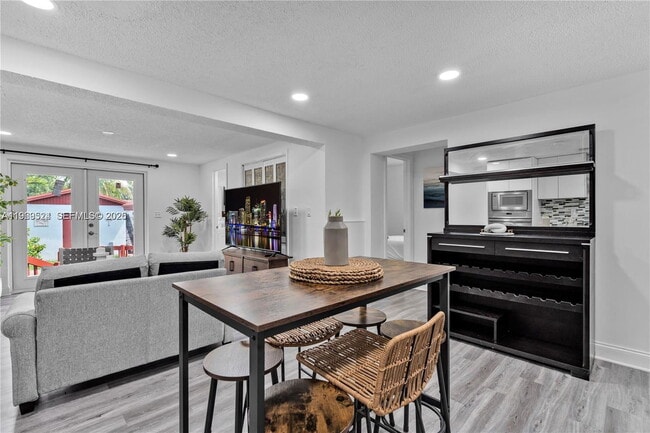 Building Photo - 1841 SW 29th Ave