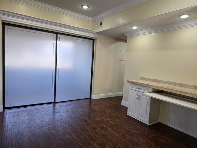 Building Photo - 12661 Westhampton Cir