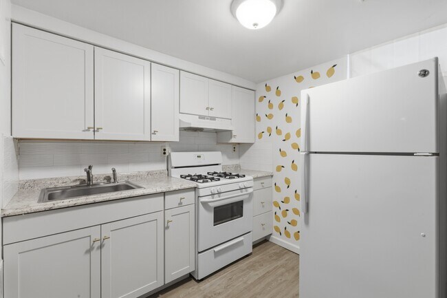 Building Photo - 316 W Wildey St