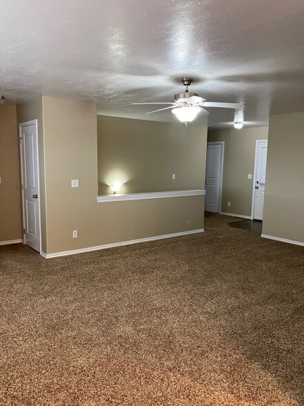 upstairs living area - 4118 E 82 N