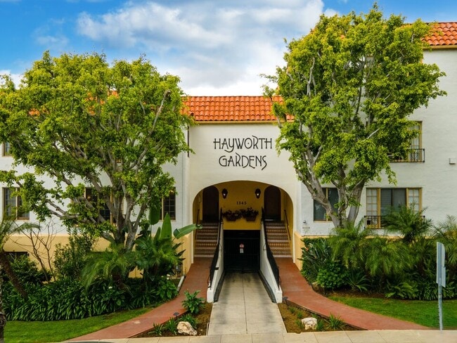 Building Photo - 1345 N Hayworth Ave