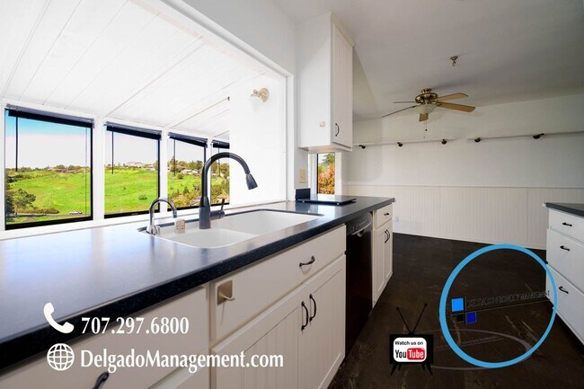 Building Photo - Benicia - Panoramic view home!