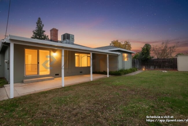 Building Photo - 4636 Goya Pkwy