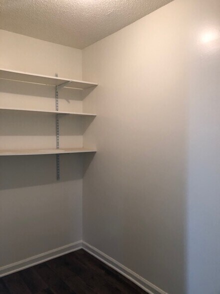 Extra storage room off front hall. - 211 E Northpoint Avenue