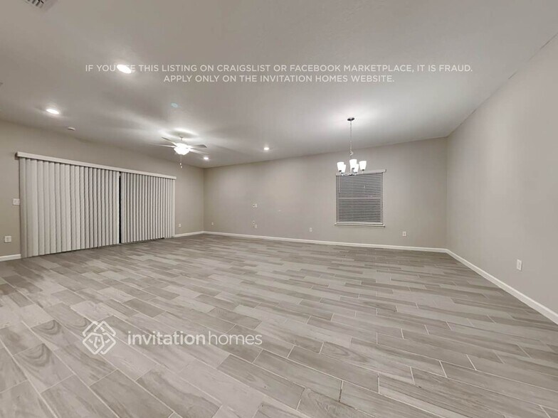 Building Photo - 9871 Lemon Grass Ln