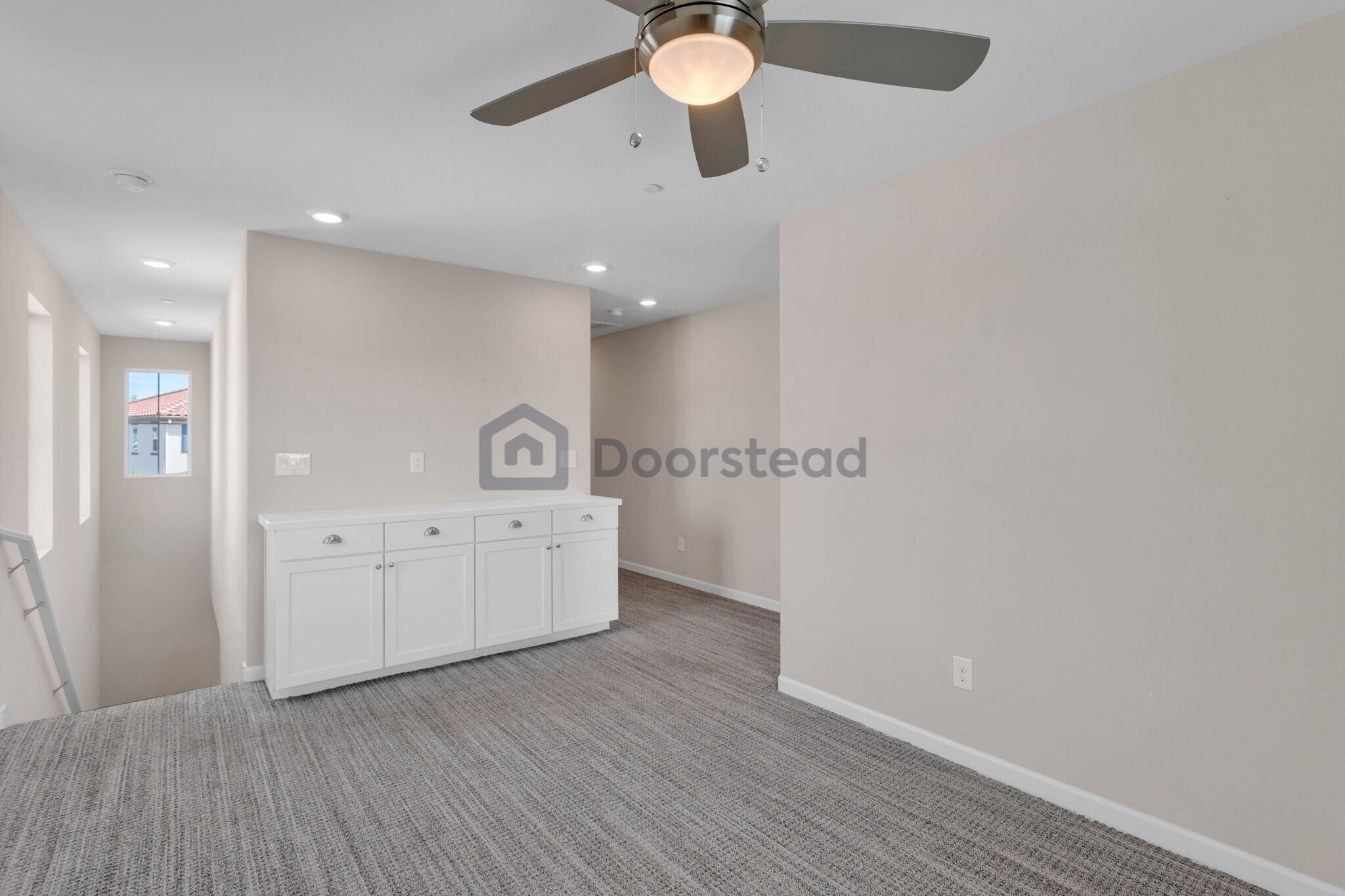 Building Photo - 6112 Mehrten Cir