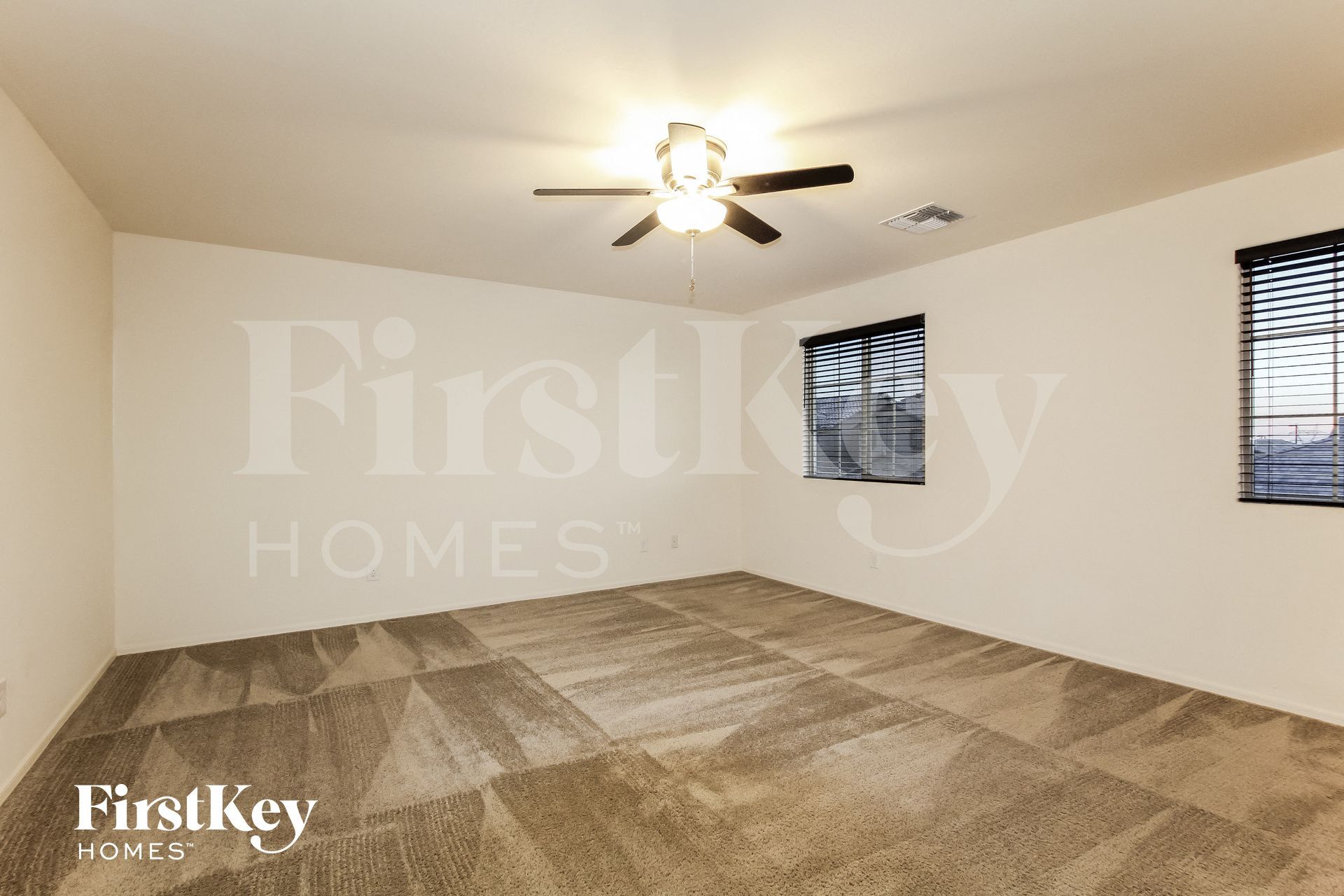 Building Photo - 12046 W Hide Trail