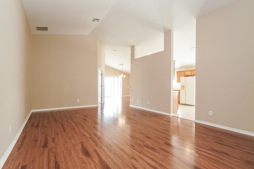 Building Photo - 11341 Lake Cypress Loop