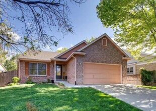 Building Photo - 2534 E 125th Way
