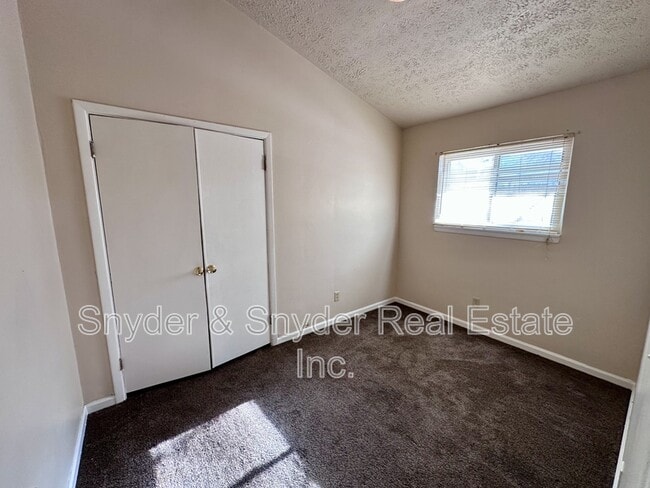 Building Photo - 279-281 Grove St