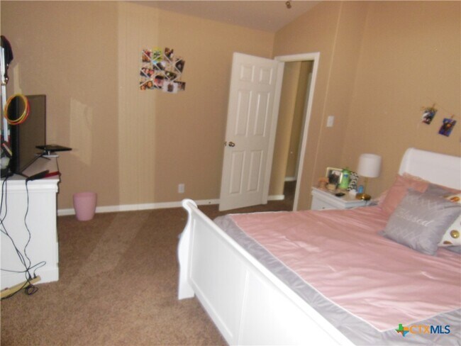 Building Photo - 2147 Brinkley Dr