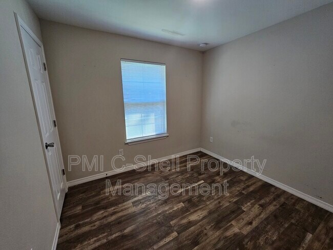 Building Photo - 2211 Forsyth St