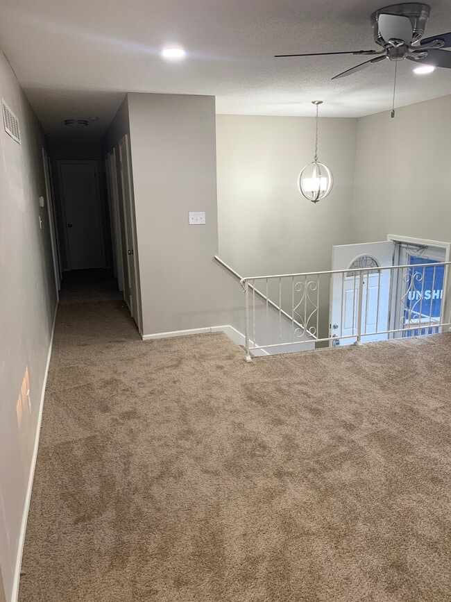 Building Photo - 9715 Donnelly Ave