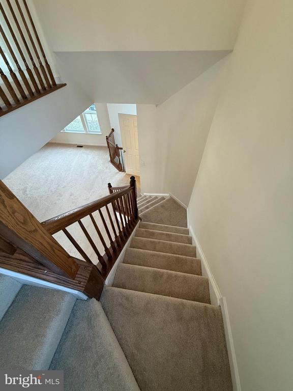 Building Photo - 120 Woodman Ct