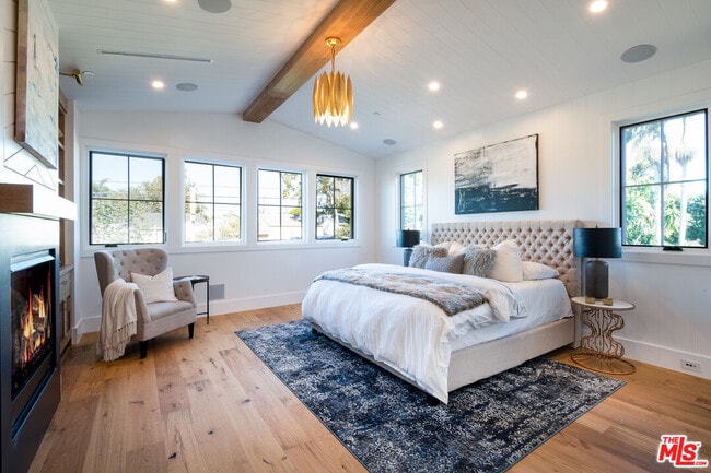 Building Photo - 12561 Westminster Ave