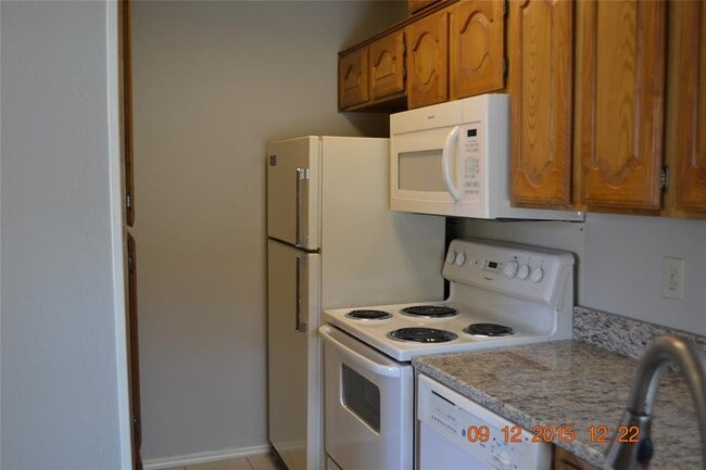 Building Photo - 5720 Marquita Ave