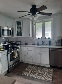 Building Photo - 26 Columbus Rd