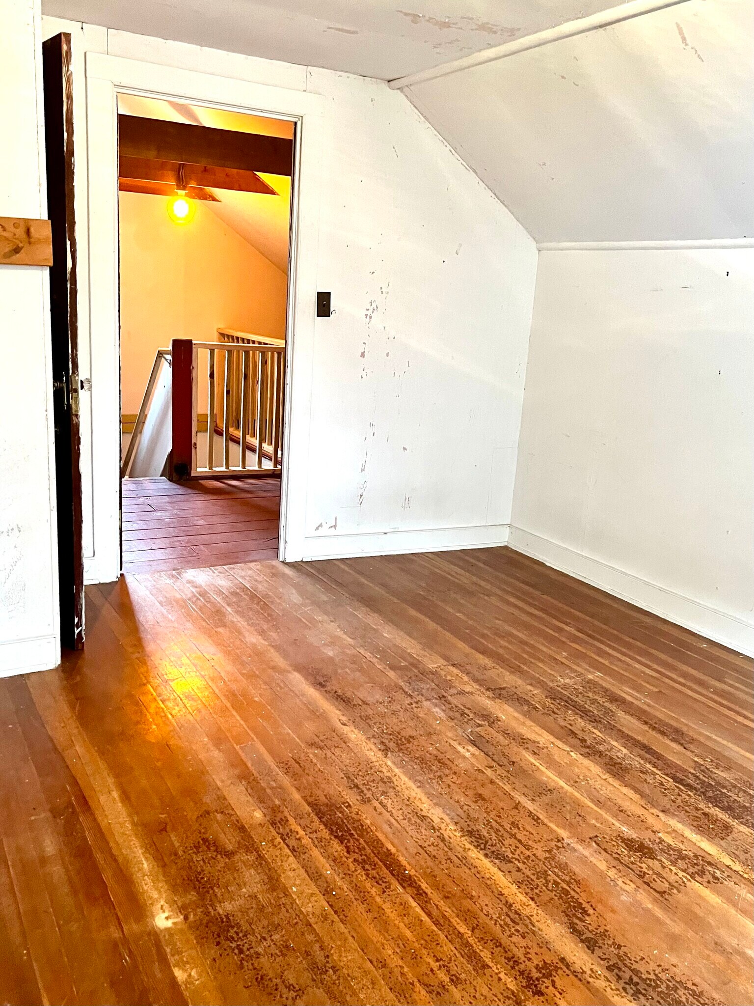 Attic Room with Closet - 126 Hooker Ave