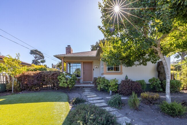 Building Photo - 969 Egan Ave