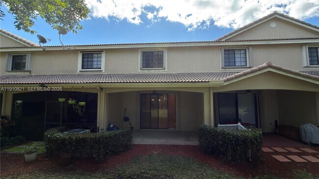 Building Photo - 3887 Tree Top Dr