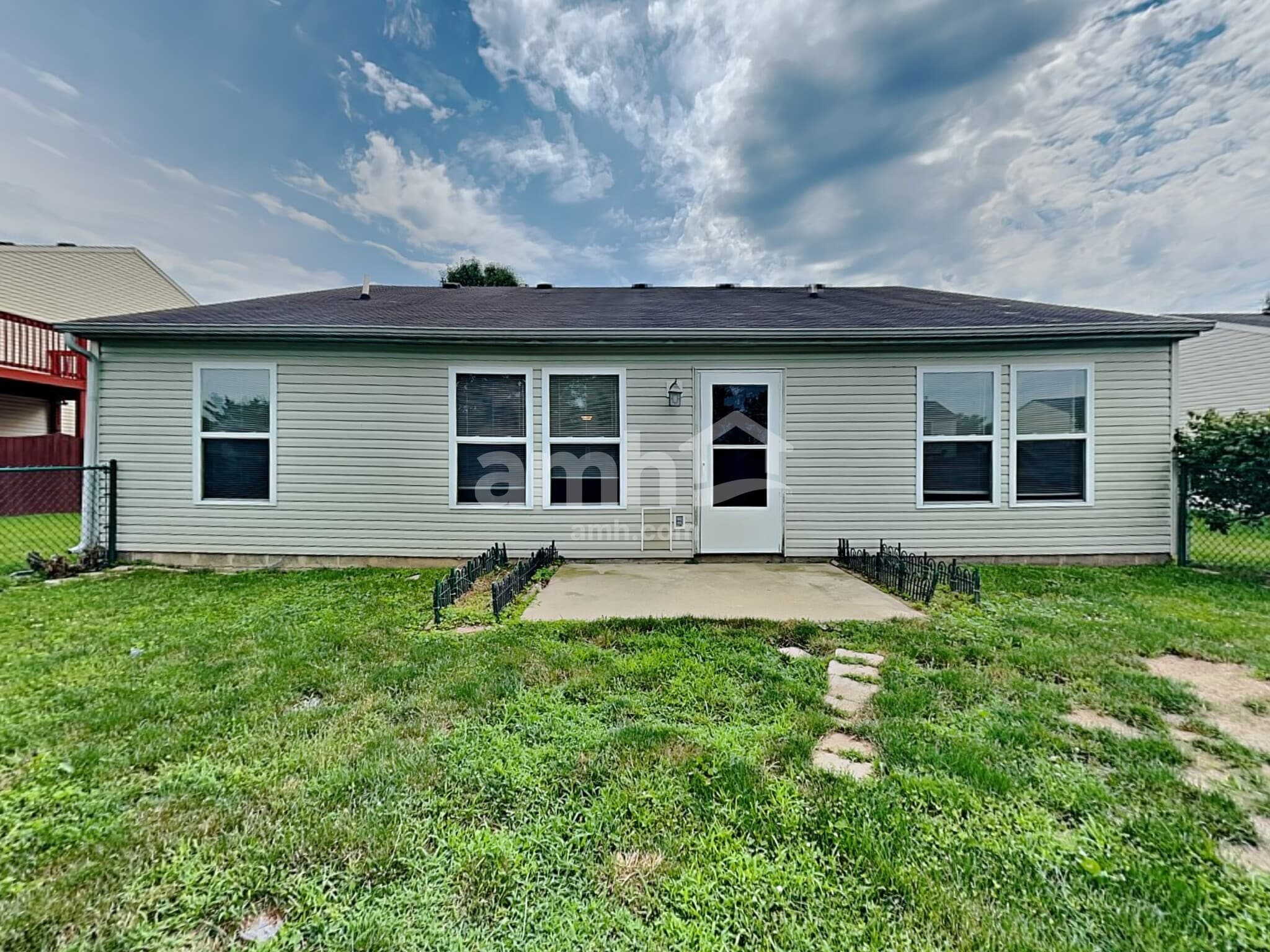 Building Photo - 1316 Clove Ct