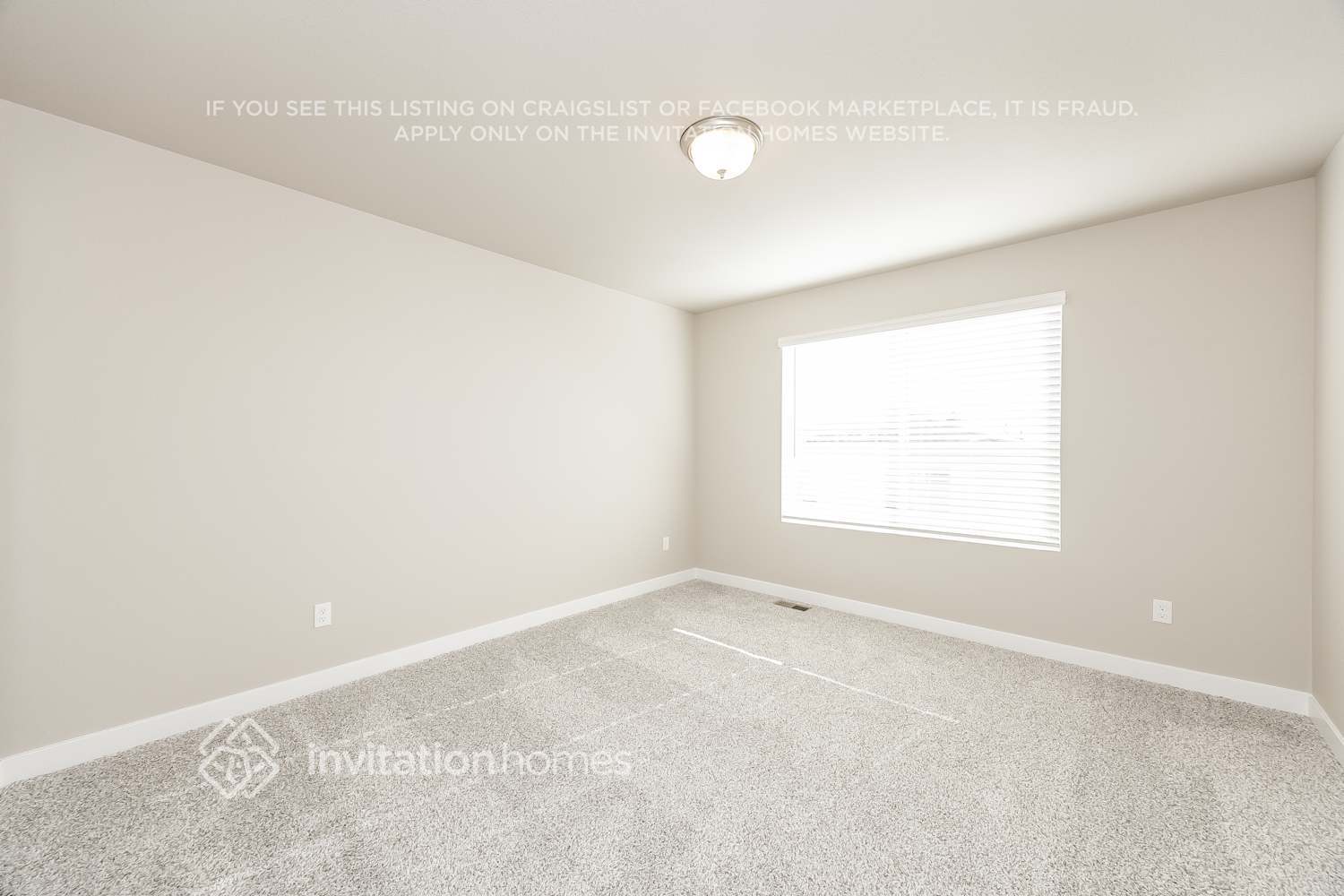 Building Photo - 13563 Arriba Dr