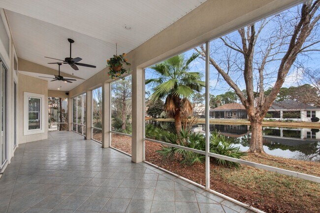 Building Photo - MOVE IN SPECIAL: 30% OFF FIRST MONTHS RENT -- Spacious unfurnished 4B/3B home in Gated Community ...