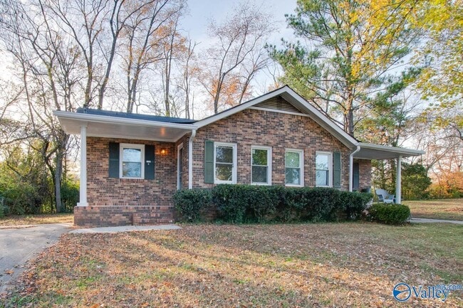 Primary Photo - 2705 Wilson Dr NW